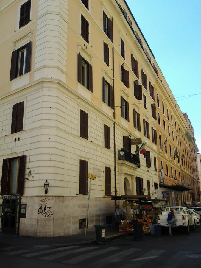 Hotel Touring Roma Exterior foto